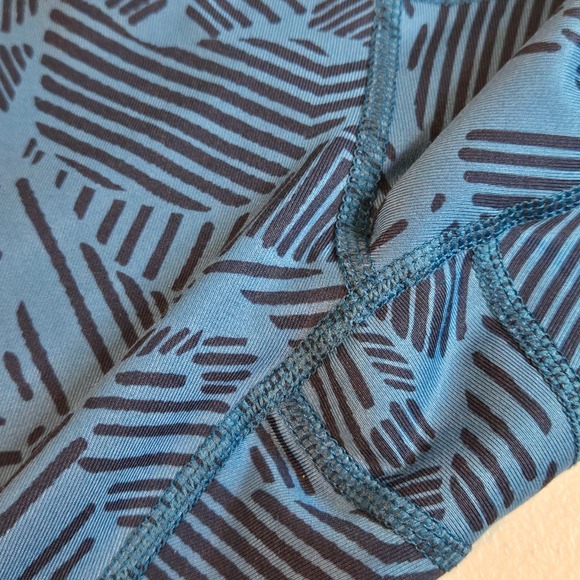 Brooks Low Rise Infiniti III Capri Printed Running Leggings Women's Size Medium - Picture 6 of 6